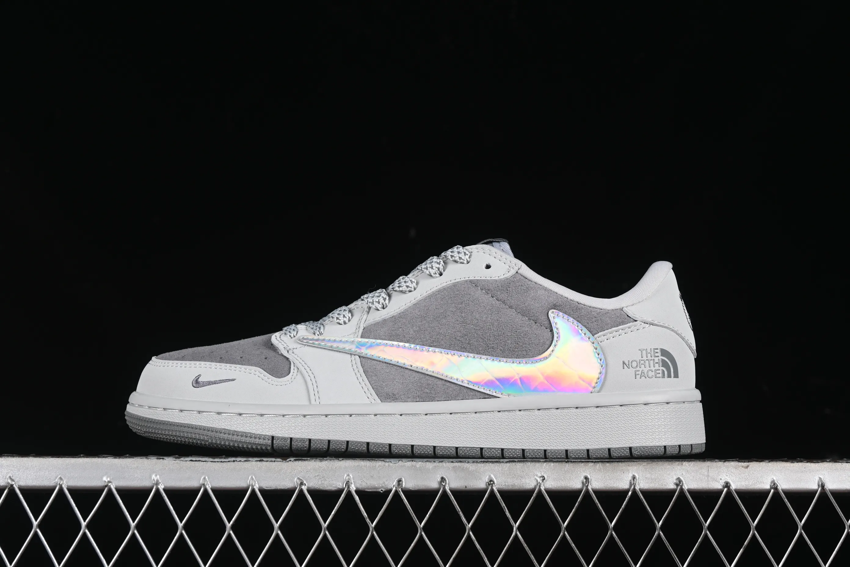 All categories Air Jordan Jordan series basketball shoes Air Jordan 1 Low High-end customized low-top sneakers Travis Scott x Fragment Design x Air Jordan 1 Low OG SP AJ1 Joe 1 North Face joint-colorful gray low-top cultural casual sneakers AG3702-803